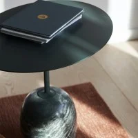 &Tradition Lato LN8 oval side table &Tradition Lato LN8 oval side table