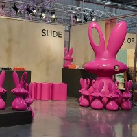 Slide Design Cosmo Bunny scultura decorativa