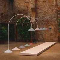 Vibia OUT 4275 lampada da terra led