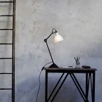DCW Lampe Gras 205 lampada da tavolo