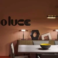 Oluce Dora lampada da tavolo led