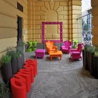 Slide Little Queen of Love small armchair