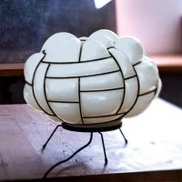 Pallucco Egg lampada da tavolo in vetro soffiato