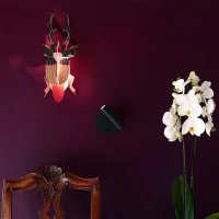 Vivida Betu applique da parete orientabile con porta USB Vivida Betu applique da parete orientabile con porta USB