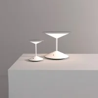 Penta Narciso battery lamp
