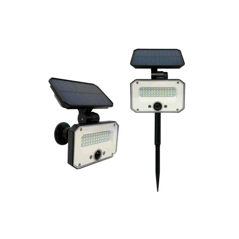 Bot Lighting Yuma 8np led solar spotlight with spike