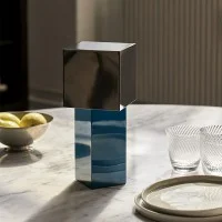 &Tradition Pivot lampada a batteria