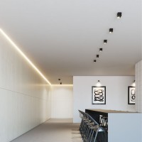 Beneito Faure Rubyc Faretto quadrato led orientabile