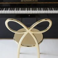 Qeeboo Ribbon Chair Metal sedia decorativa Qeeboo Ribbon Chair Metal sedia decorativa