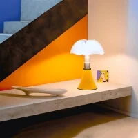 Martinelli Luce Minipipistrello Pop table lamp Martinelli Luce Minipipistrello Pop table lamp