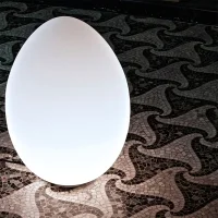 Fontana Arte Uovo lampada ricaricabile led