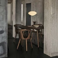 &Tradition In Between SK3-SK4 round dining table &Tradition In Between SK3-SK4 round dining table