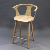 &Tradition bar chair In Between SK7-SK9