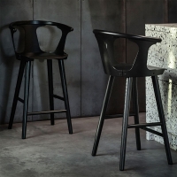 &Tradition bar chair In Between SK7-SK9