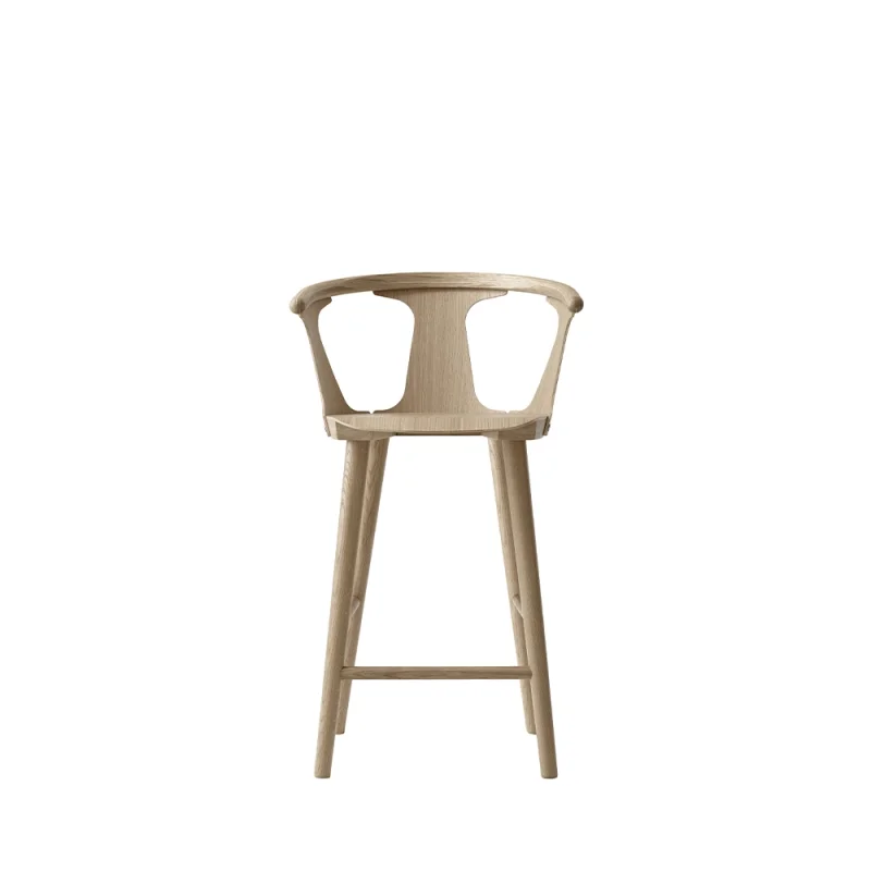 &Tradition bar chair In Between SK7-SK9 &Tradition bar chair In Between SK7-SK9