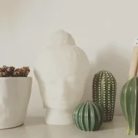 Slide Buddha portable battery lamp