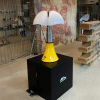 Martinelli Luce Pipistrello Pop lampada da tavolo