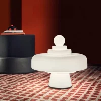 Fontana Arte Regina Dimmable led Table Lamp In White Glass