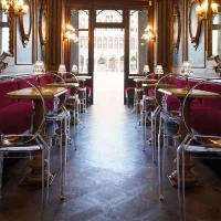 Kartell sedia Louis Ghost