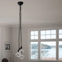 Round rosetta wall or ceiling rose with single central output
