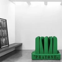 Gufram Pratone Forever seduta decorativa