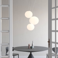 Rotaliana Flow Glass suspension lamp