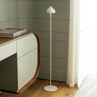 Zafferano Amelie lampada da terra led