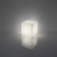 Slide Cubo lampada da terra