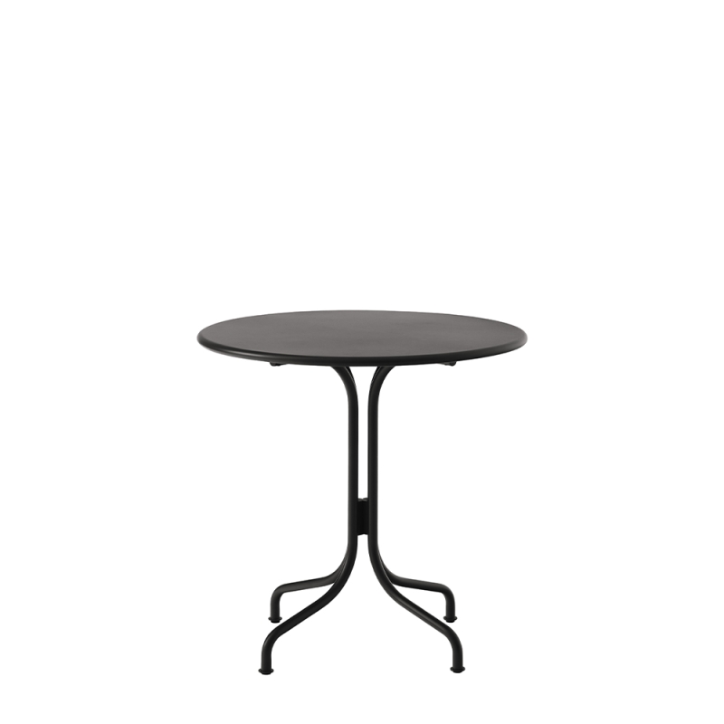 &Tradition Thorvald outdoor coffee table &Tradition Thorvald outdoor coffee table