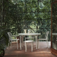&Tradition Thorvald SC98 dining table