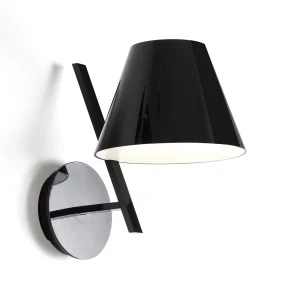 Artemide La Petite black wall lamp