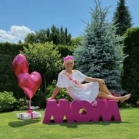 Slide WOW MOM decorative bench