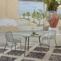 Kartell Hiray table