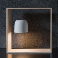 Flos Gaku Wire lampada LED in legno con USB e interruttore Flos Gaku Wire lampada LED in legno con USB e interruttore