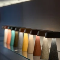 Plust Fade table lamp lampada da tavolo