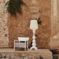 Kartell poltrona Cara Mat Outdoor
