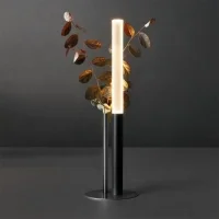 Cini&Nils Ognidove battery-powered led lamp with vase Cini&Nils Ognidove battery-powered led lamp with vase