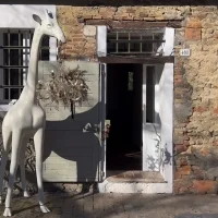 Qeeboo Giraffe In Love M da esterno Qeeboo Giraffe In Love M da esterno