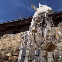 Qeeboo Giraffe In Love M da esterno Qeeboo Giraffe In Love M da esterno