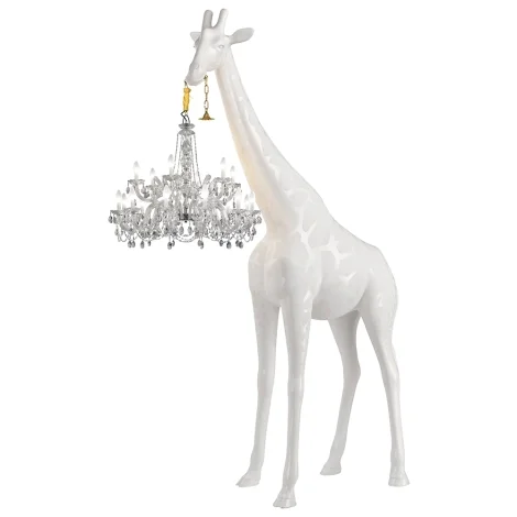 Qeeboo Giraffe In Love XL da esterno