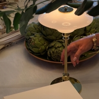 Louis Poulsen PH 2/1 Portable wireless lamp