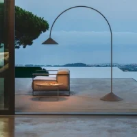 Vibia OUT 4275 lampada da terra led