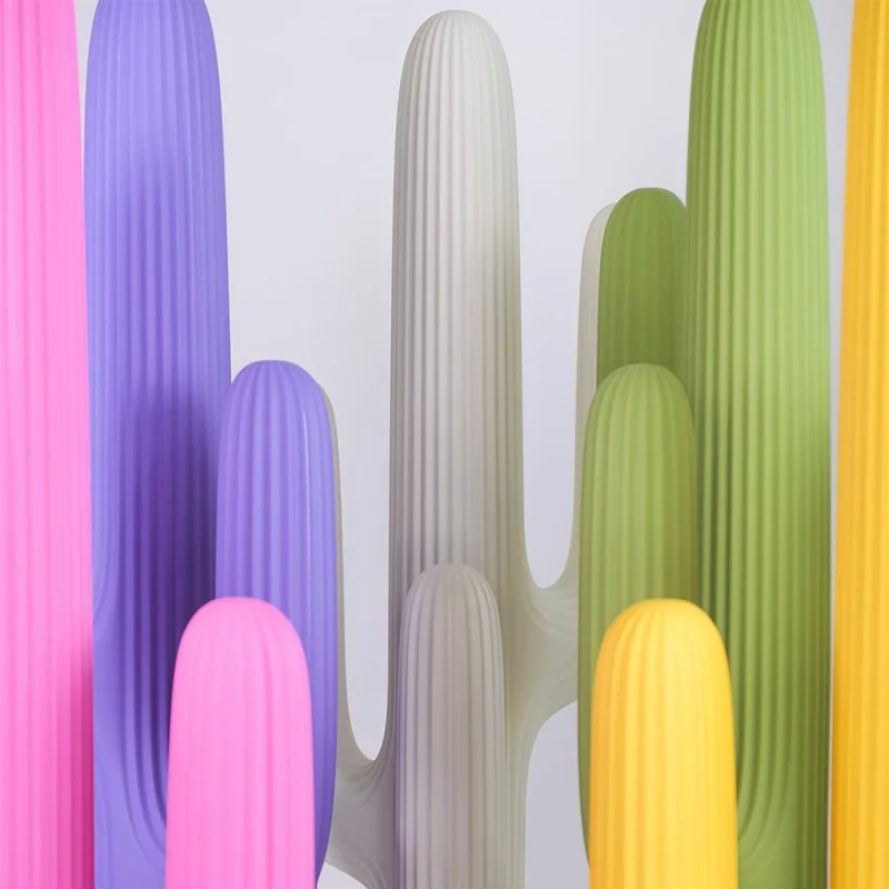 Qeeboo Saguaro Coat Rack Outdoor | Diffusione Luce