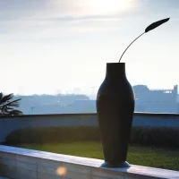 Kartell Misses Flower Power vase Kartell Misses Flower Power vase