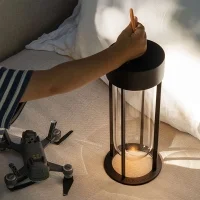 Flos In Vitro Unplugged lampada a batteria