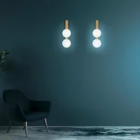 Vivida Madame wall lamp
