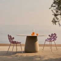 Qeeboo Cobble Table 135