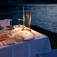 iGuzzini Whisper battery powered table lamp for outdoor use