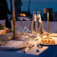 iGuzzini Whisper battery powered table lamp for outdoor use