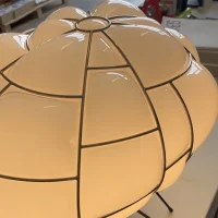 Pallucco Egg lampada da tavolo in vetro soffiato
